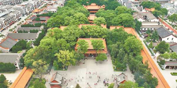 南岳大庙求签解签,探寻神秘文化的神秘之旅,命运,求签,解读,第1张 南岳大庙求签解签,探寻神秘文化的神秘之旅,命运,求签,解读,第1张