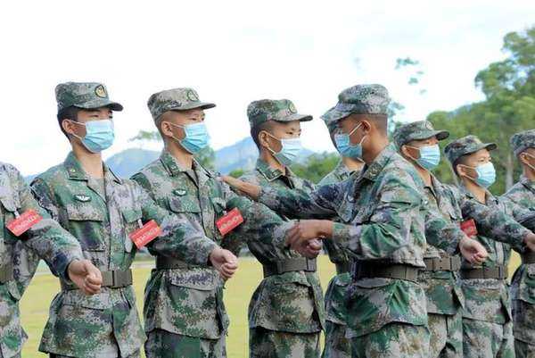 十二星座当兵后的选择,揭秘星座与军职的奇妙搭配,挑战,十二星座,星座,第1张 十二星座当兵后的选择,揭秘星座与军职的奇妙搭配,挑战,十二星座,星座,第1张