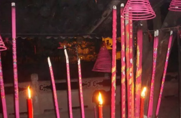 2023年烧香拜神吉时指南，把握良辰吉日，祈福迎祥,事业,希望,吉时,第1张