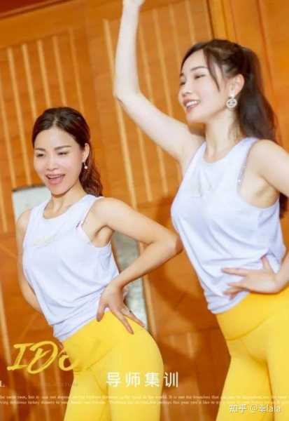 蹦迪算命,揭秘现代女生独特的与交融现象,命运,希望,自我,第1张 蹦迪算命,揭秘现代女生独特的与交融现象,命运,希望,自我,第1张