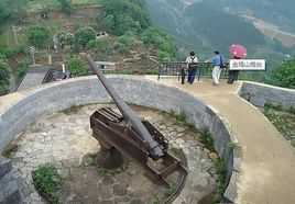 金鸡山求签圣地揭秘，探寻金鸡山求签的具置,求签,祈福,解读,第1张