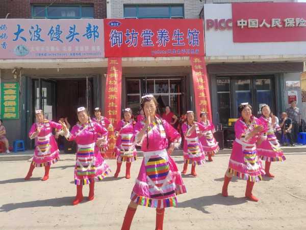 东沟舞厅开业,庆氛围浓烈,吉时开启之夜,自我,吉时,美好,第1张 东沟舞厅开业,庆氛围浓烈,吉时开启之夜,自我,吉时,美好,第1张