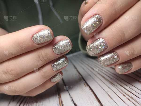 十二星座专属美甲指南，揭秘哪个星座的指甲最迷人,十二星座,星座,天秤座,第1张