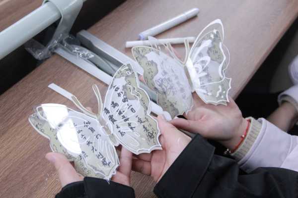 女孩子求签的礼仪与言辞，如何优雅地向神明祈愿,求签,寺庙,解读,第1张