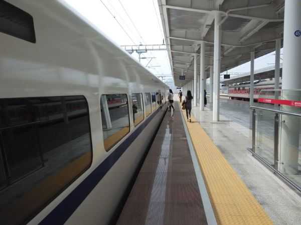 靖州至布吉列车时刻表详析，便捷出行，畅享旅途,高铁时刻表,便捷出行,第1张