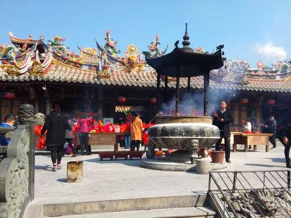 泉州关岳庙求签指南,探寻神秘文化,体验传统祈福方式,事业,希望,求签,第1张 泉州关岳庙求签指南,探寻神秘文化,体验传统祈福方式,事业,希望,求签,第1张