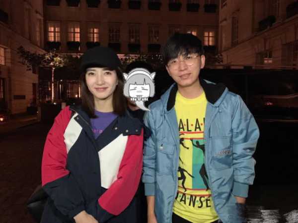 江疏影魅力全球，被老外粉丝热情追捧，签名请求纷至沓来,希望,求签,能量,第1张