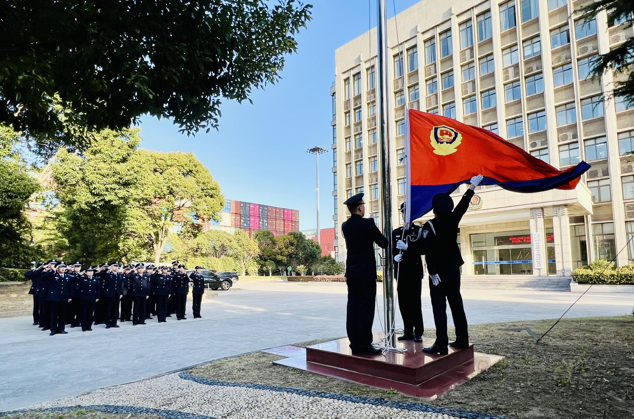 警察要求签名合法吗?法律视角下的探讨,求签,法律,认可,第1张 警察要求签名合法吗?法律视角下的探讨,求签,法律,认可,第1张