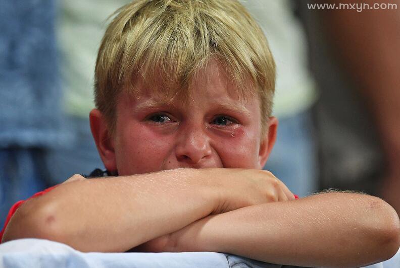 梦见儿子哭，揭秘梦境中的寓意与心理解读——www.解梦.tw深度解析,自我,解梦,解读,第1张