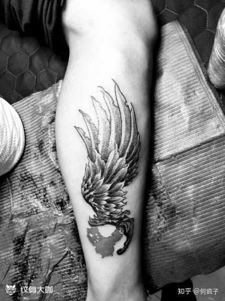 揭秘本命纹身吉凶，图解纹身图案背后的寓意与运势,象征,命运,事业,第1张