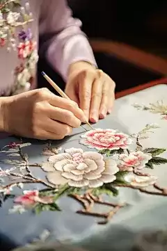 抖音吉时绣店，揭秘传统刺绣艺术在数字时代的焕新之旅,挑战,吉时,合作,第1张