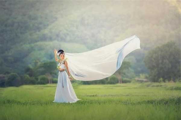 梦见妇女抱我——周公解梦揭示神秘寓意,象征,挑战,希望,第1张 梦见妇女抱我——周公解梦揭示神秘寓意,象征,挑战,希望,第1张