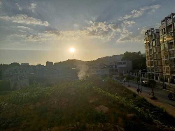 揭秘下午吉时吉日，如何把握生活中的美好时光,象征,事业,吉时,第1张