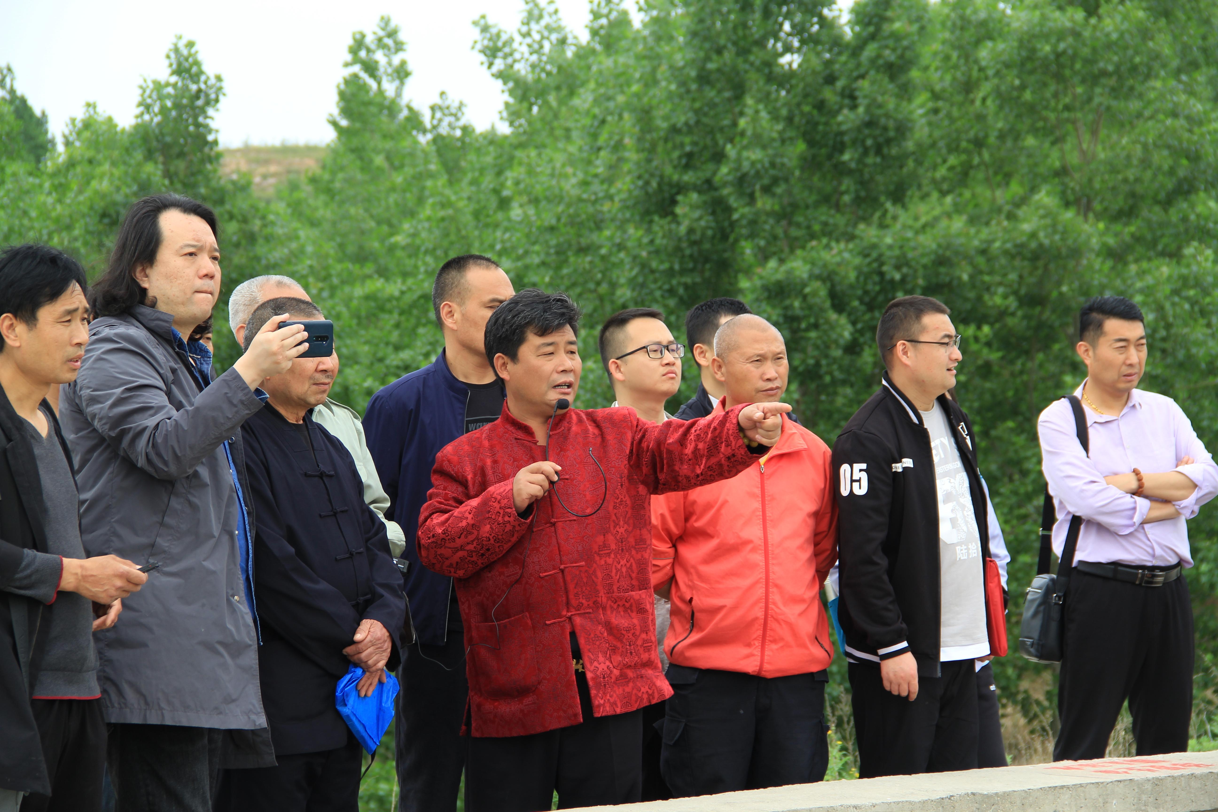 搬家算命,揭秘传统习俗中的搬家预示与吉凶解析,命运,事业,挑战,第1张 搬家算命,揭秘传统习俗中的搬家预示与吉凶解析,命运,事业,挑战,第1张